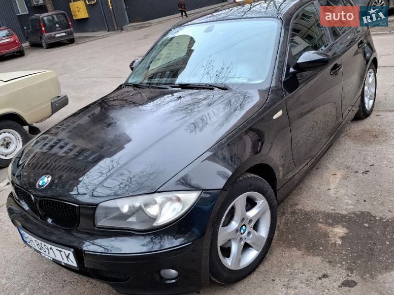 Хэтчбек BMW 1 Series 2006 в Одессе