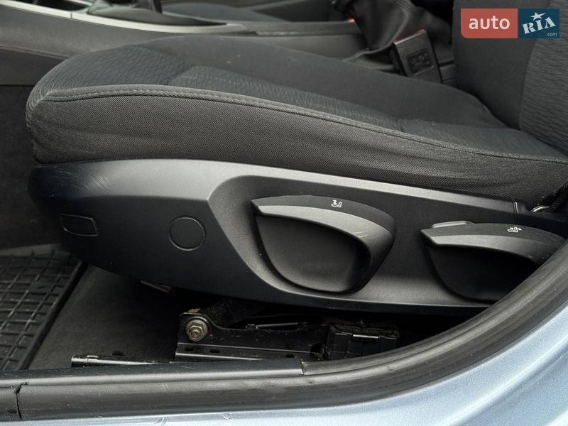 Хэтчбек BMW 1 Series 2011 в Ровно фото 26 Хэтчбек BMW 1 Series 2011 в Ровно