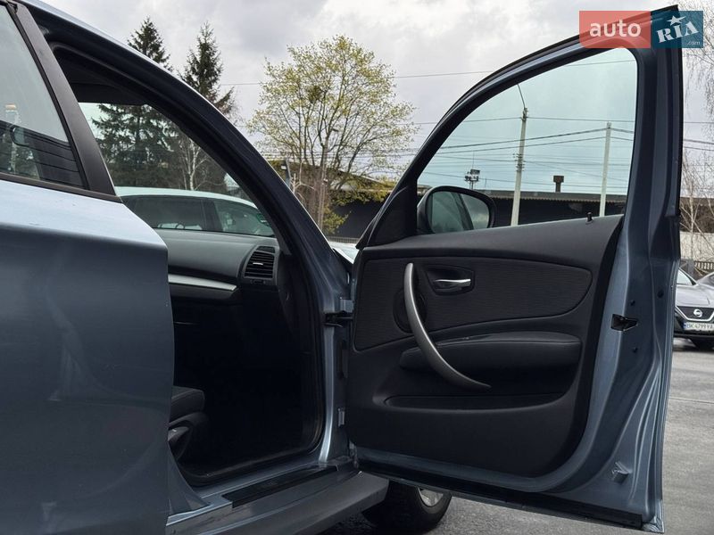 Хэтчбек BMW 1 Series 2011 в Ровно фото 54 Хэтчбек BMW 1 Series 2011 в Ровно