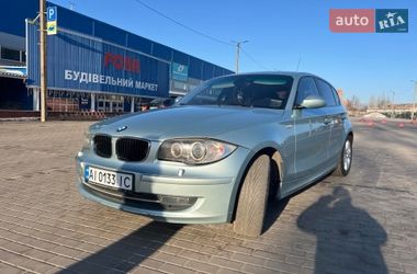 Хэтчбек BMW 1 Series 2009 в Ромнах