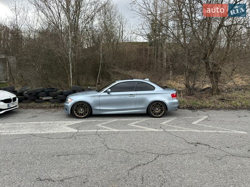 Купе BMW 1 Series 2009 в Киеве