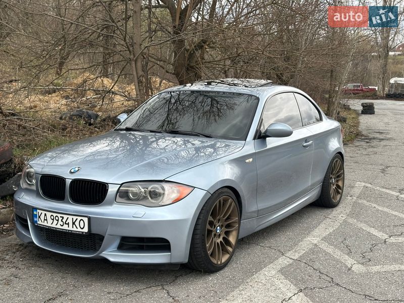 Купе BMW 1 Series 2009 в Киеве