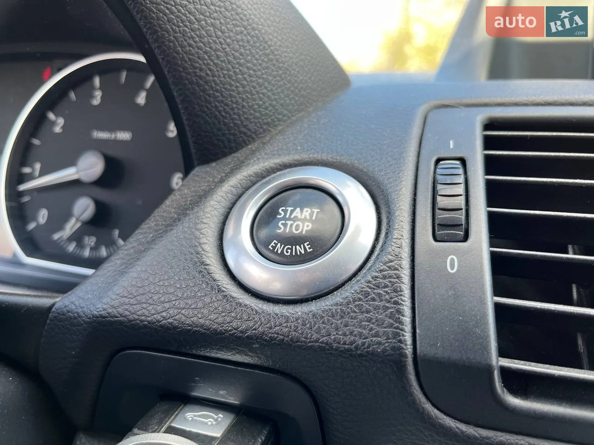 2010 BMW 1er - мініатюра 27