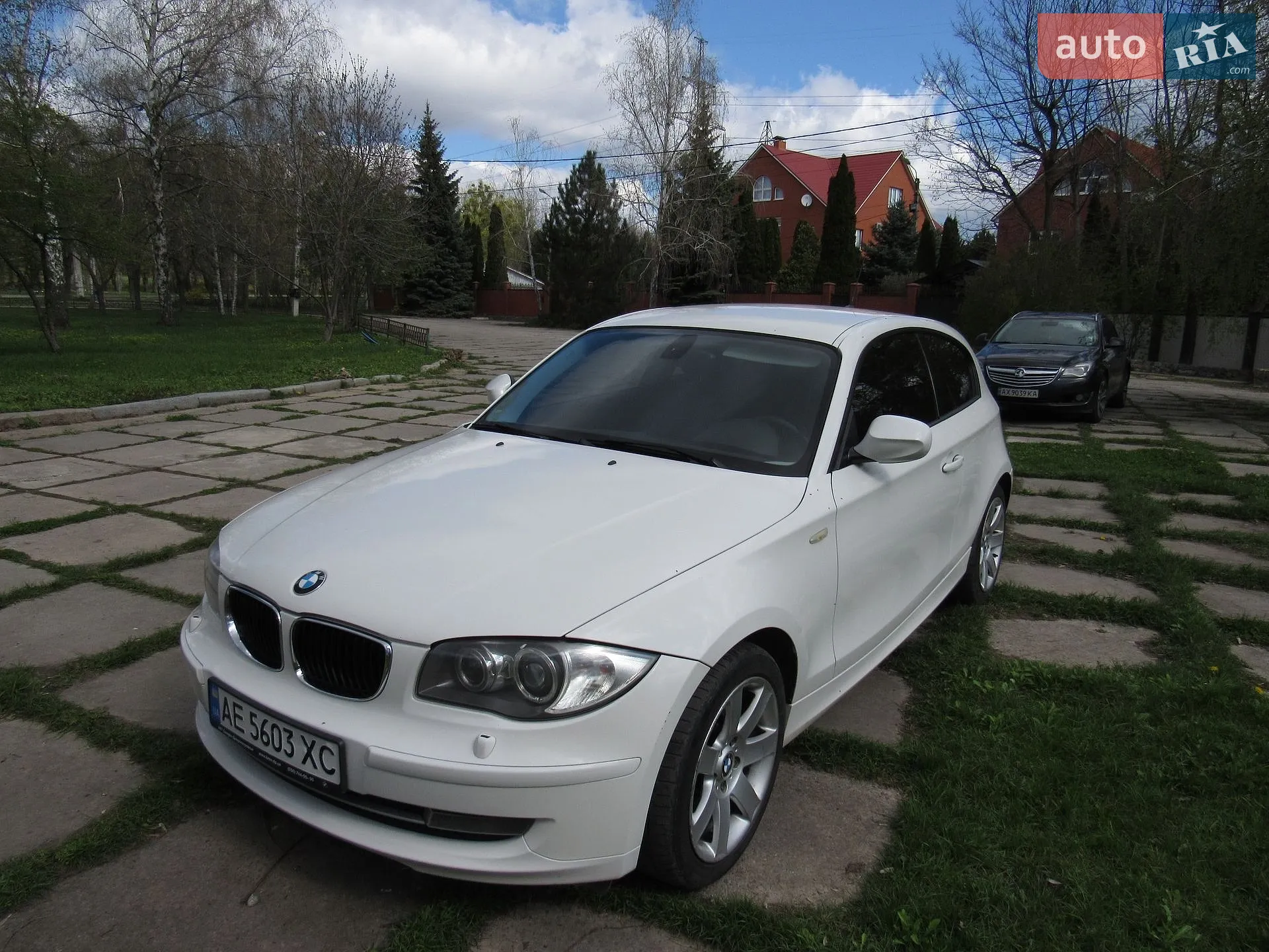 2010 BMW 1er - мініатюра 9
