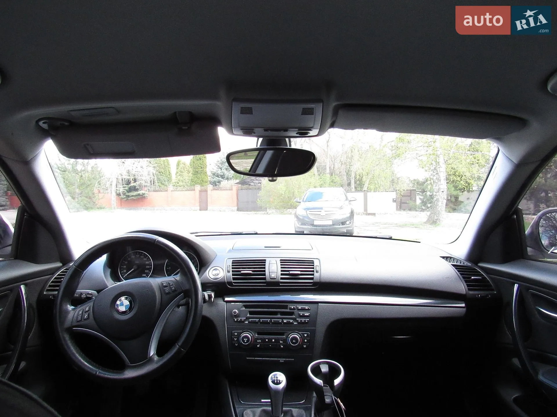 2010 BMW 1er - мініатюра 11