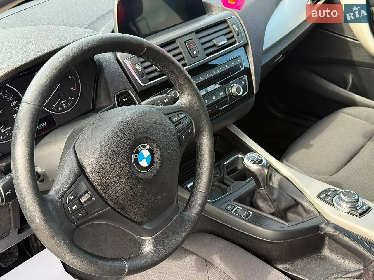 2016 BMW 1er - мініатюра 14