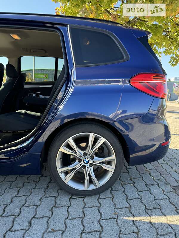 Мінівен BMW 2 Series Gran Tourer 2016 в Ужгороді