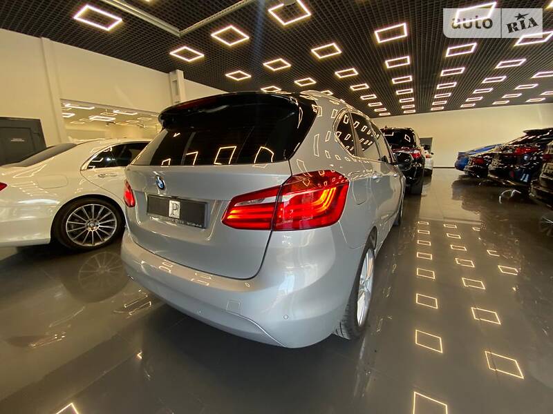 Хетчбек BMW 2 Series 2015 в Одесі