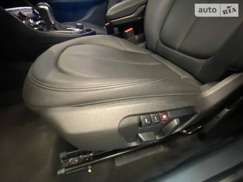 Хетчбек BMW 2 Series 2015 в Одесі