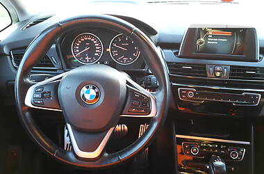 Хетчбек BMW 2 Series 2015 в Запоріжжі