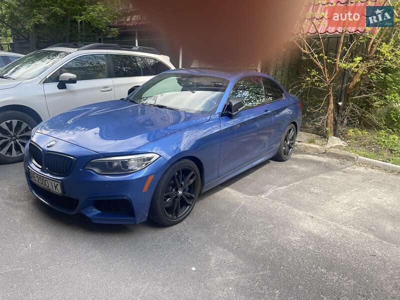 Купе BMW 2 Series 2015 в Киеве фото 2 Купе BMW 2 Series 2015 в Киеве