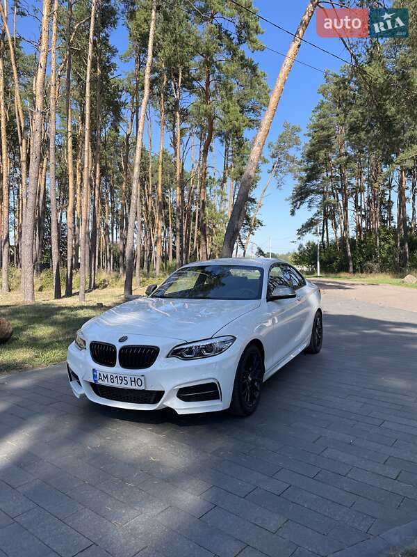 Купе BMW 2 Series 2015 в Житомире