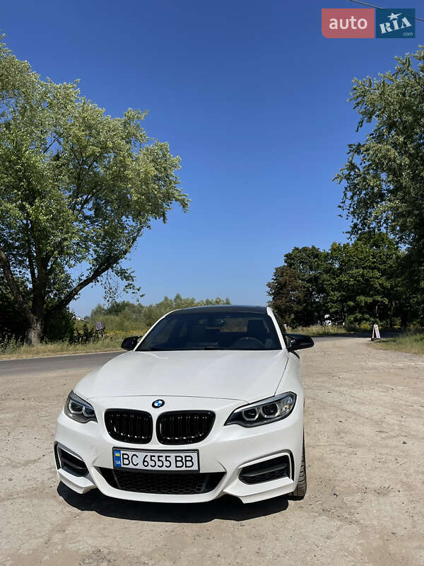 Купе BMW 2 Series 2015 в Львові