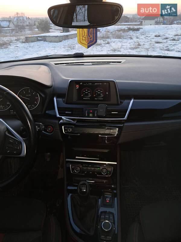 Мікровен BMW 2 Series 2016 в Харкові