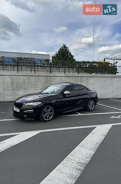 Купе BMW 2 Series 2015 в 