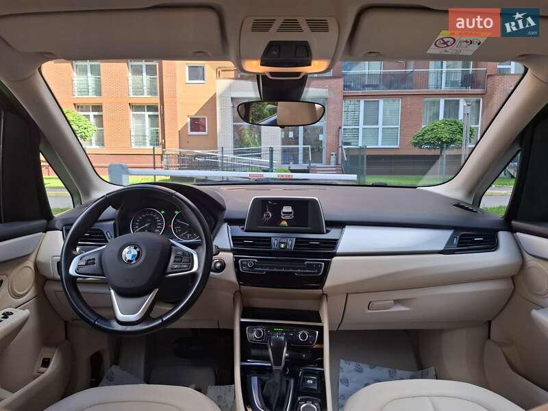 Микровэн BMW 2 Series 2015 в Черновцах фото 17 Микровэн BMW 2 Series 2015 в Черновцах