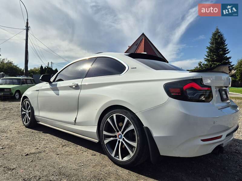Купе BMW 2 Series 2016 в Киеве