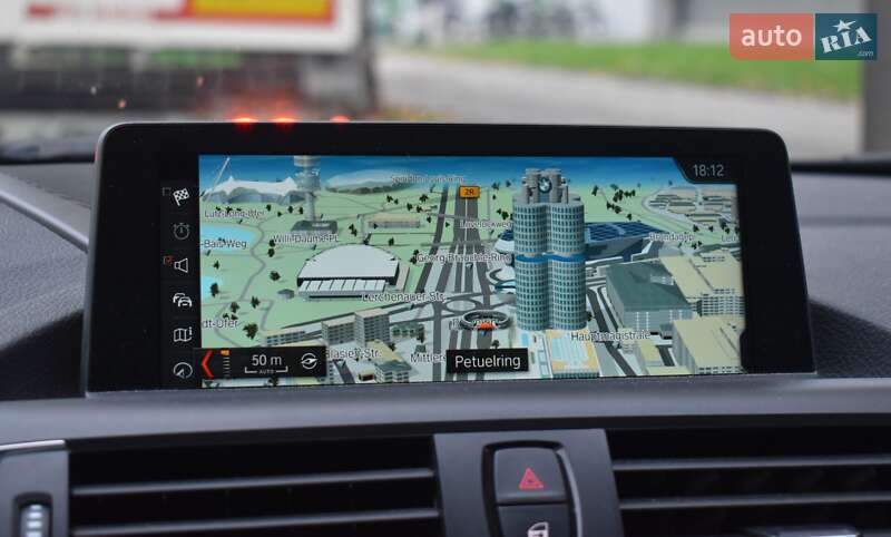 Кабриолет BMW 2 Series 2017 в Киеве фото 12 Кабриолет BMW 2 Series 2017 в Киеве