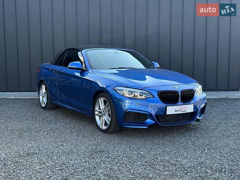 Кабріолет BMW 2 Series 2016 в Києві