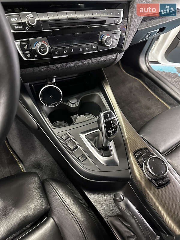 Купе BMW 2 Series 2015 в Киеве фото 11 Купе BMW 2 Series 2015 в Киеве