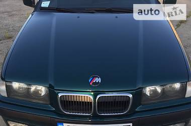 Седан BMW 3 Series GT 1997 в Новодністровську