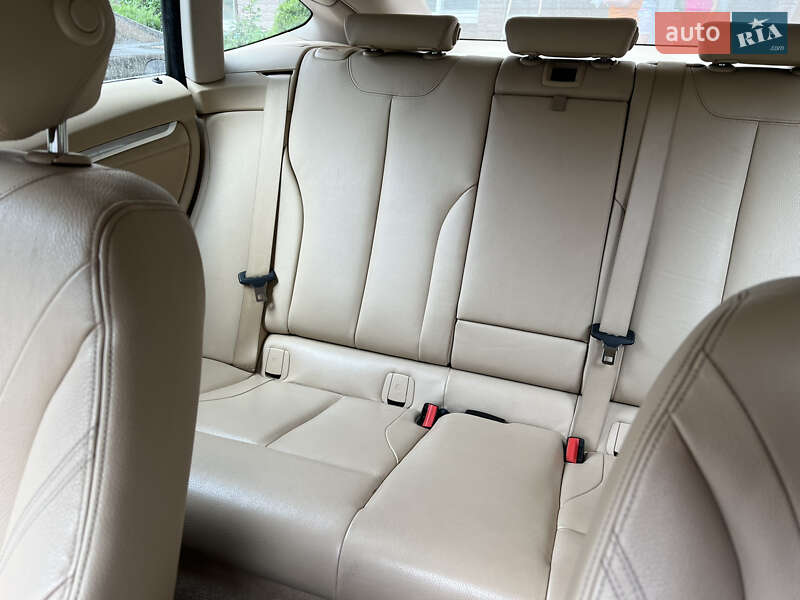 Седан BMW 3 Series GT 2014 в Киеве