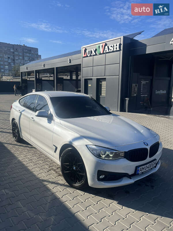 Лифтбек BMW 3 Series GT 2014 в 