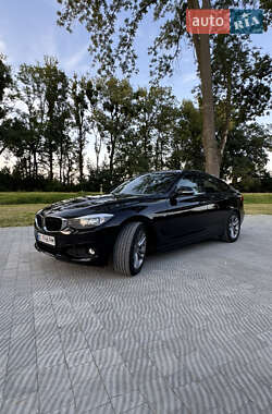 Ліфтбек BMW 3 Series GT 2013 в  фото 9 Ліфтбек BMW 3 Series GT 2013 в
