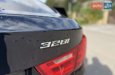 Ліфтбек BMW 3 Series GT 2014 в  фото 120 Ліфтбек BMW 3 Series GT 2014 в