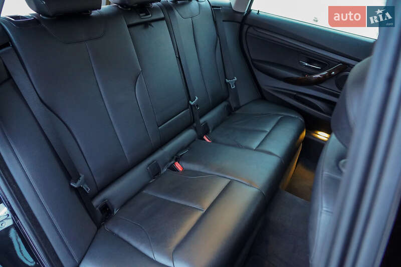 Лифтбек BMW 3 Series GT 2014 в Житомире фото 27 Лифтбек BMW 3 Series GT 2014 в Житомире