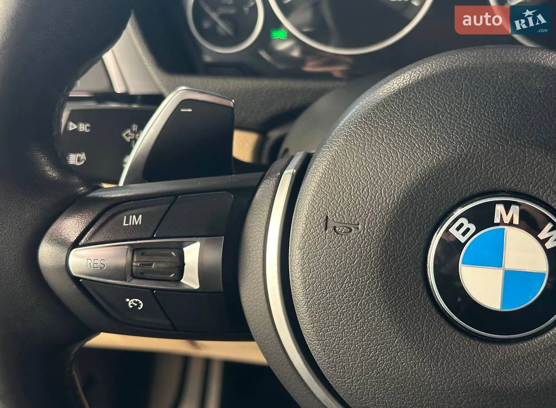 2017 BMW 3er - мініатюра 18