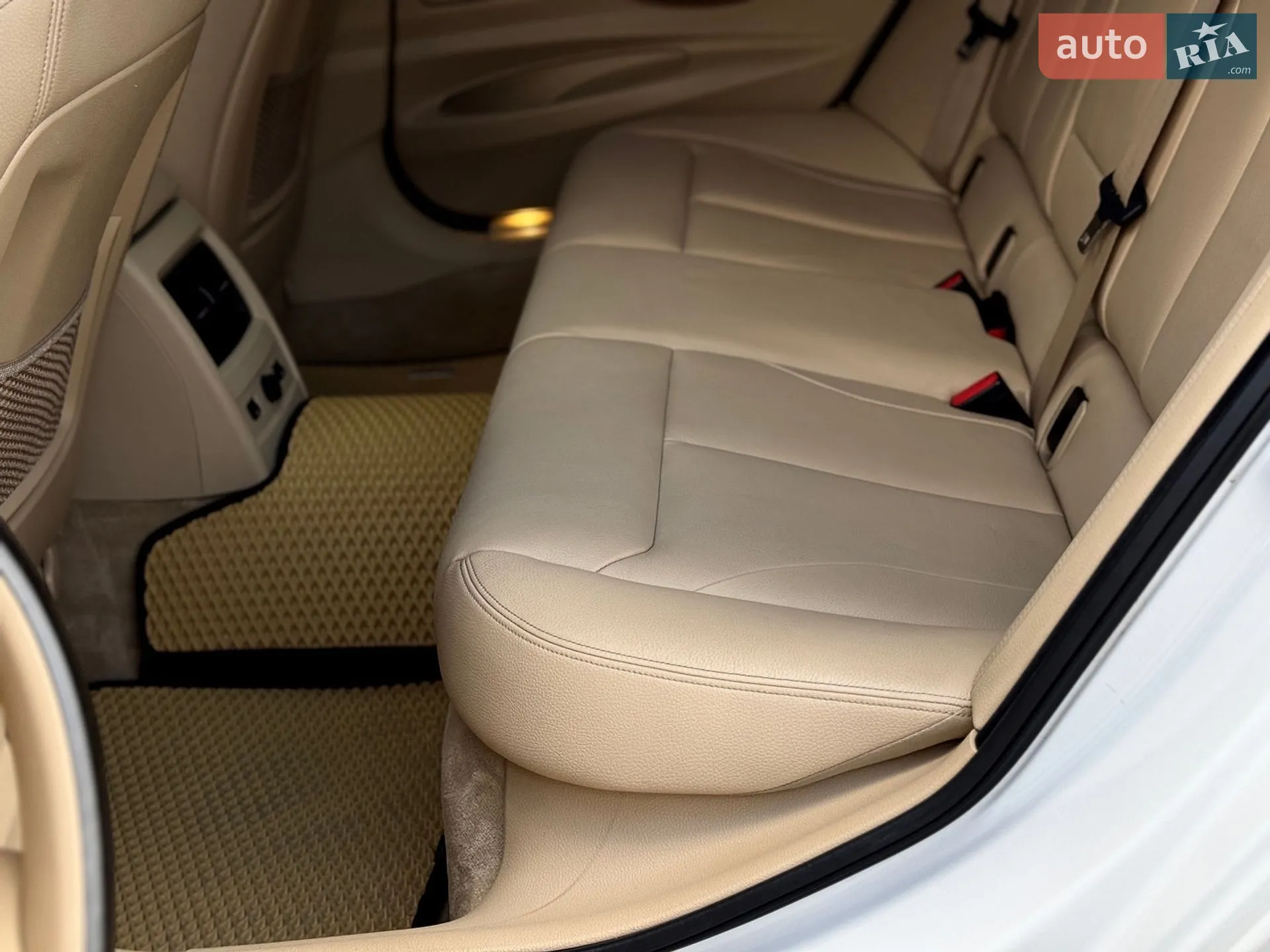 2015 BMW 3er - мініатюра 28
