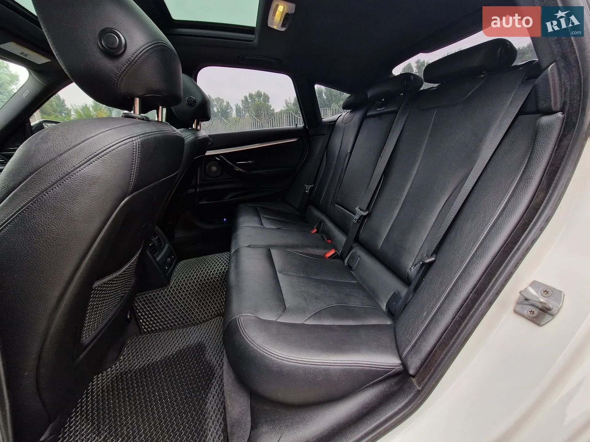 2015 BMW 3er - мініатюра 28