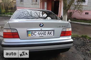 Другие легковые BMW 3 Series 1998 в Львове