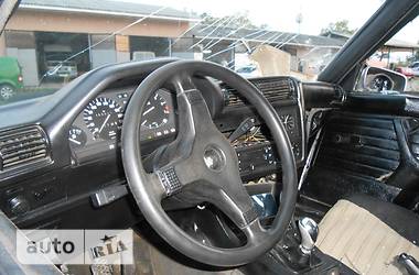 Седан BMW 3 Series 1986 в 