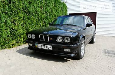 Седан BMW 3 Series 1986 в Житомире