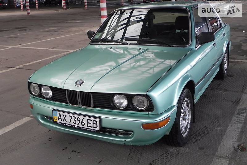 Седан BMW 3 Series 1986 в Харькове