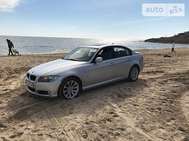 Седан BMW 3 Series 2011 в Одессе