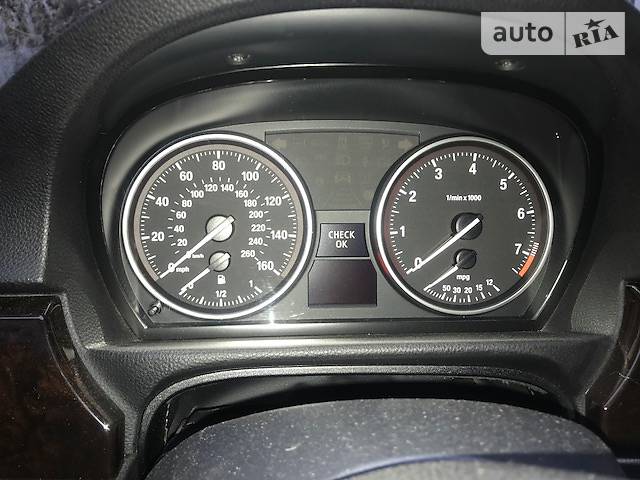 Седан BMW 3 Series 2011 в Одессе