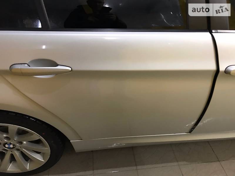Седан BMW 3 Series 2011 в Одессе