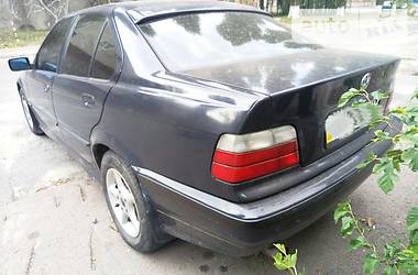 Седан BMW 3 Series 1995 в Киеве