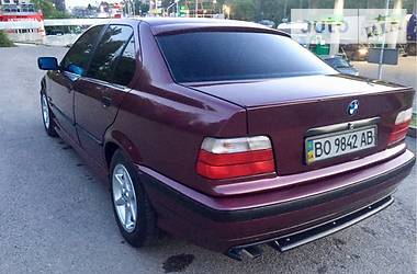 Седан BMW 3 Series 1997 в Тернополі