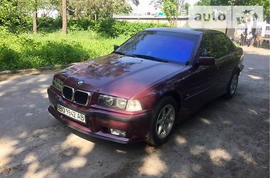 Седан BMW 3 Series 1997 в Тернополі