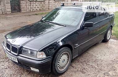 Седан BMW 3 Series 1993 в Ужгороде