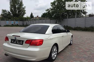 Кабриолет BMW 3 Series 2011 в Харькове