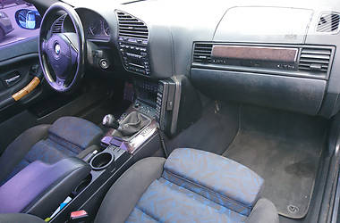 Седан BMW 3 Series 1997 в Харькове