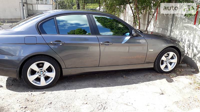 Седан BMW 3 Series 2005 в Харькове