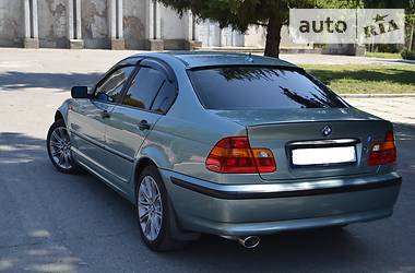 Седан BMW 3 Series 2004 в Днепре