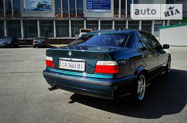 Седан BMW 3 Series 1997 в Черкассах