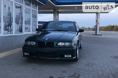 Седан BMW 3 Series 1997 в Ровно